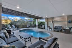 25 Sandcastle Court