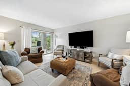 1732 Bluff Villa