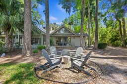 10 Woodbine Place