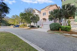 21 Crabline Court