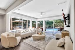 4 Palmetto Place