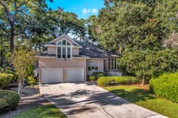 34 Heath Drive