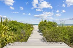 73 Dune Lane
