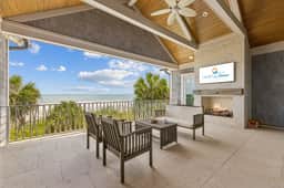 73 Dune Lane
