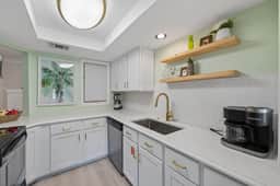7416 Anchorage Villa