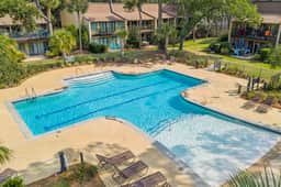 9 Hilton Head Beach Villas - Image 2