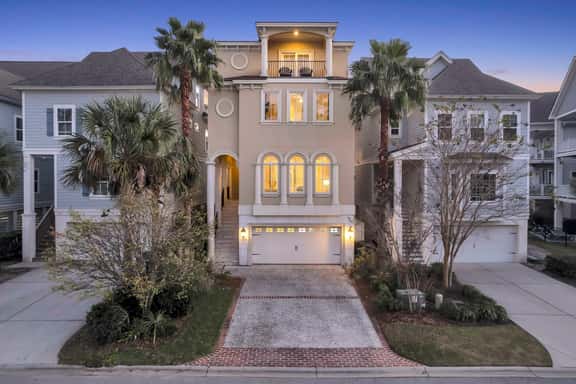 114 Sandcastle - Image 1