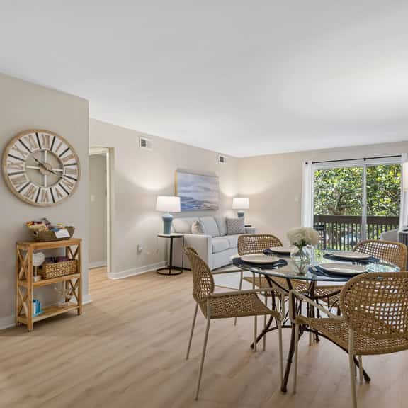 1661 Bluff Villa - Image 1