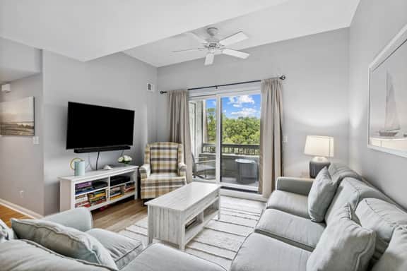 891 Ketch Court