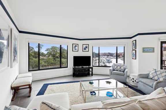 236 Captains Quarters