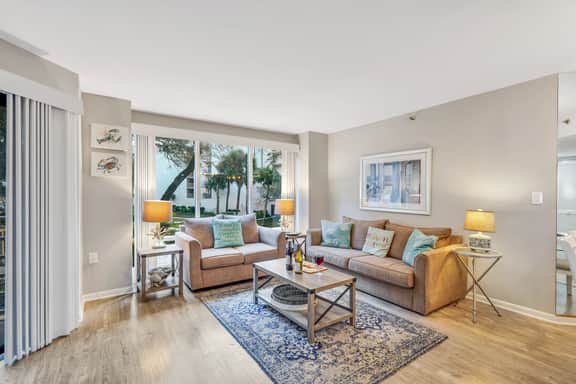 2119 Villamare