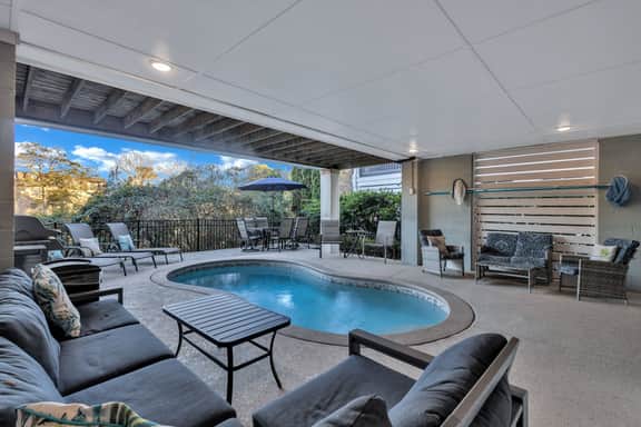 25 Sandcastle Court