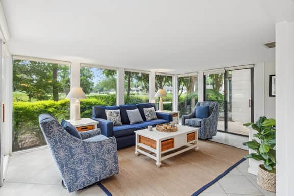 56 Woodbine Villas