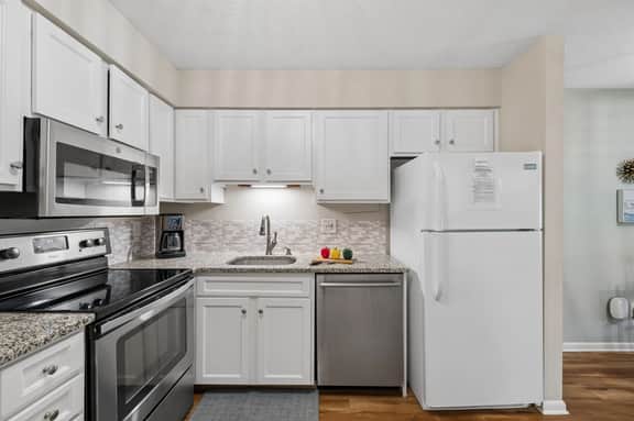 10 E Fiddler's Cove