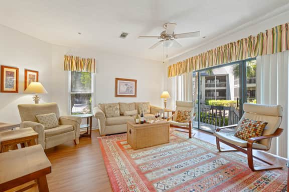 7018 Treetops Villa