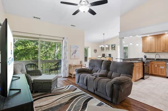 1672 Bluff Villas - Image 3
