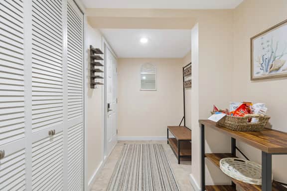 1672 Bluff Villas - Image 5