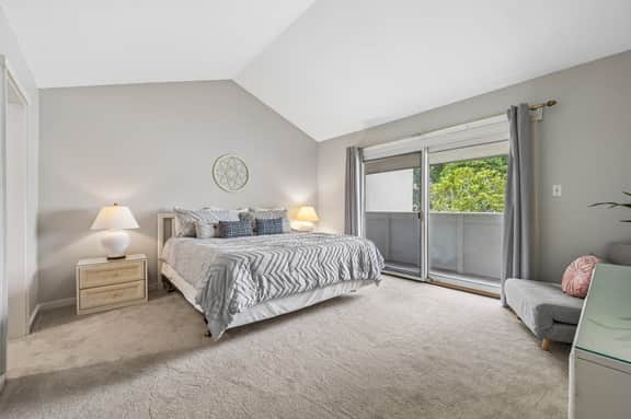 287 Stoney Creek Villa - Image 4