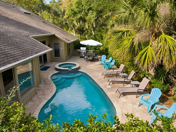 7 Strath Court