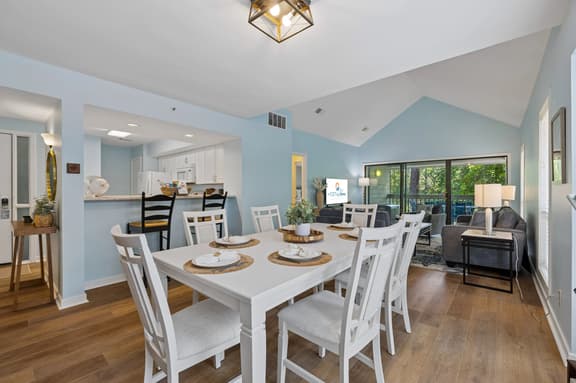 7824 Centre Court Villa